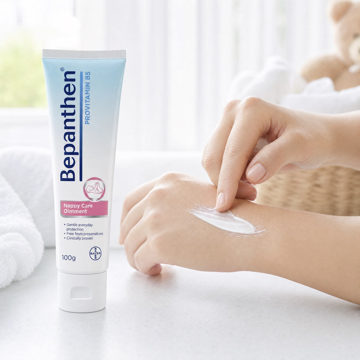 Bepanthen Nappy Care Ointment 100g – smooth ointment application and texture