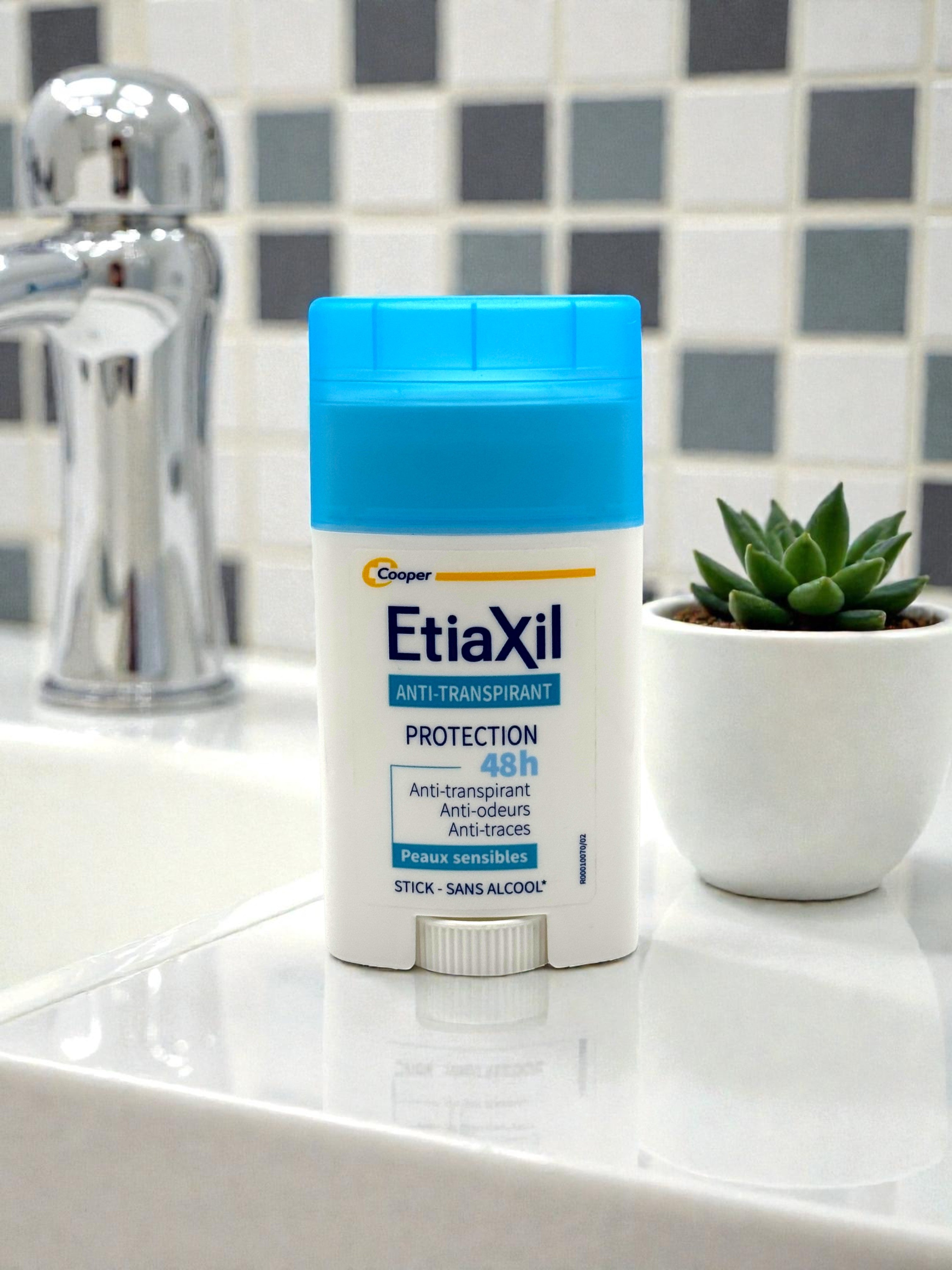 Bathroom view of Etiaxil 48h Anti-Transpirant Stick for sensitive skin